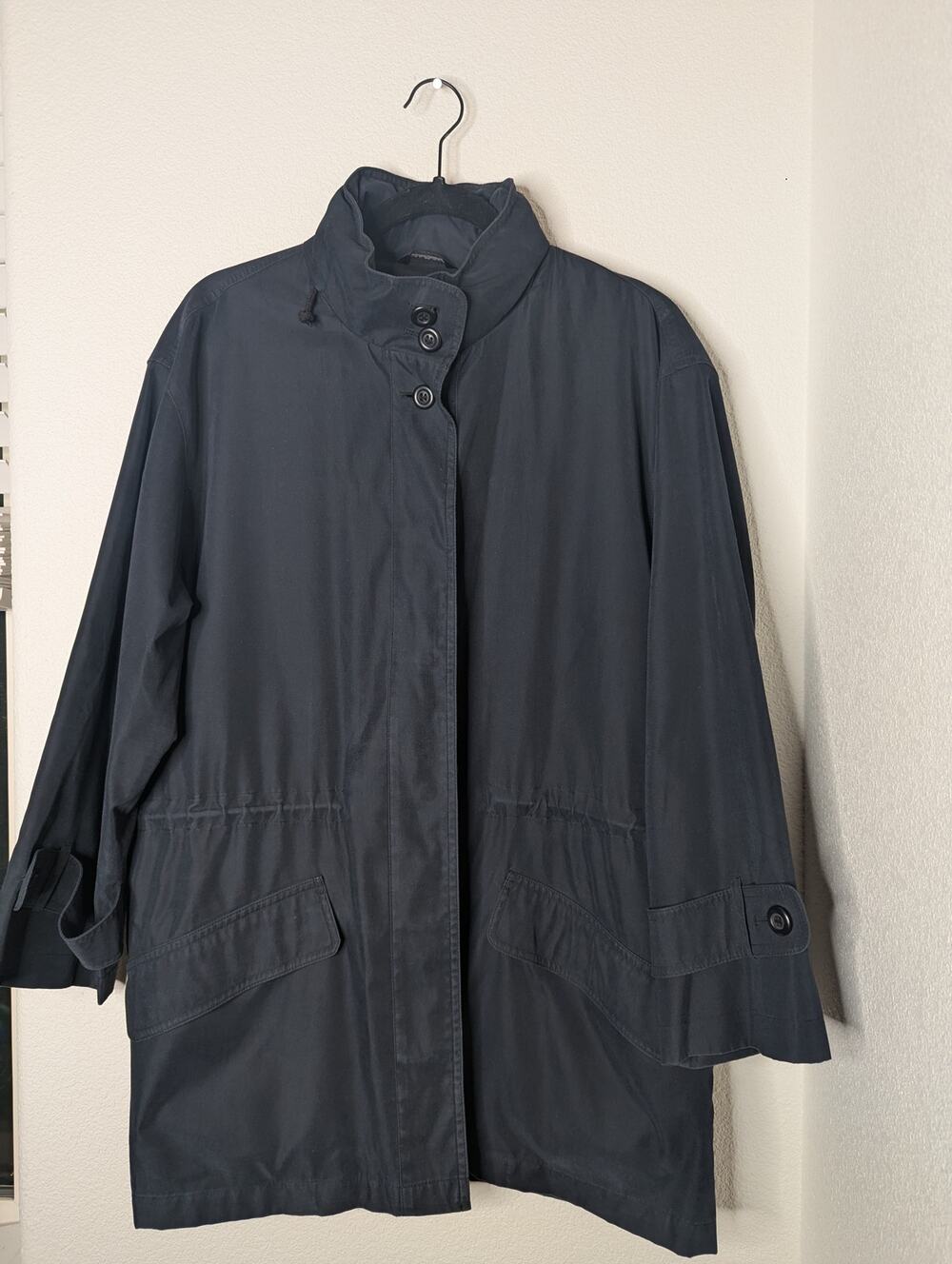 Sanyo New York Women's Lightweight All Purpose Rain Jacket L Black Soft Travel